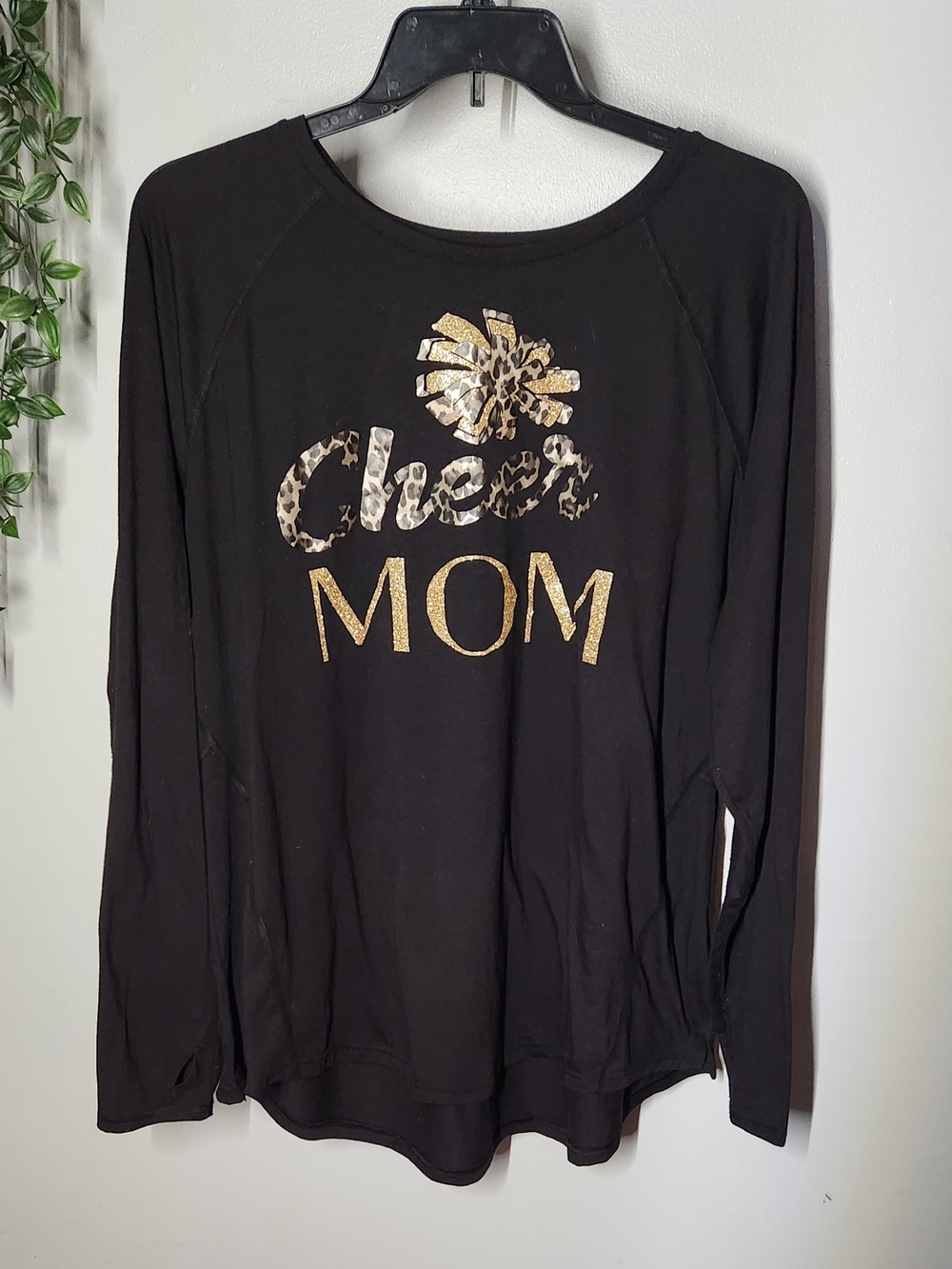 Tek Gear Cheer Mom Long-Sleeve Top - Black with Gold Leopard Womens 3X